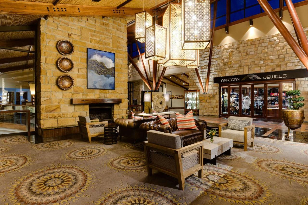 Arabella Hotel, Golf And Spa Hermanus Exteriör bild The lobby at the Four Seasons Resort Scottsdale