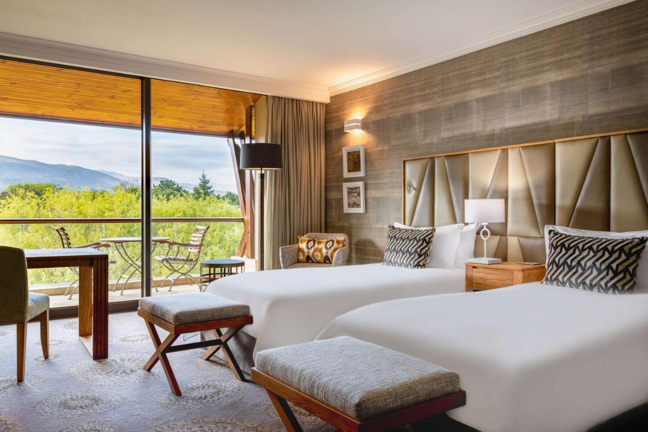 Arabella Hotel, Golf And Spa Hermanus Exteriör bild Deluxe Room