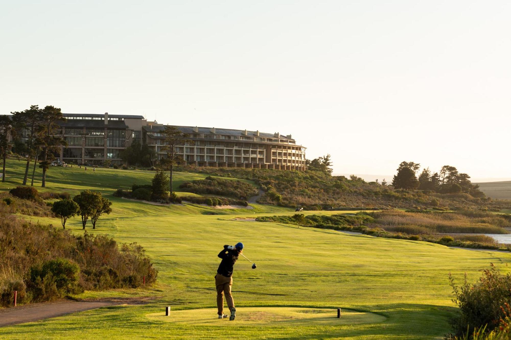 Arabella Hotel, Golf And Spa Hermanus Exteriör bild Golf course at the Hyatt Regency Monterey