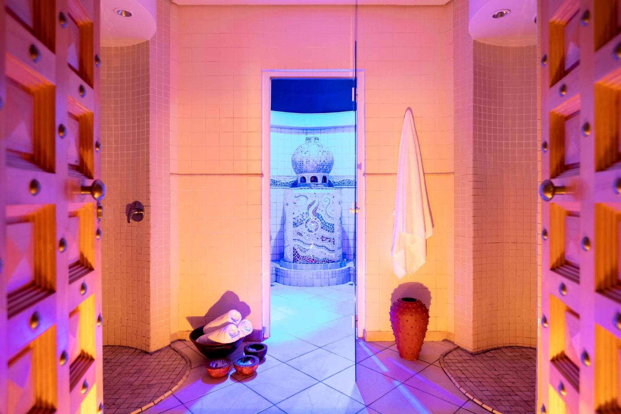 Arabella Hotel, Golf And Spa Hermanus Exteriör bild A Turkish bath